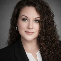 Jennifer Collins headshot
